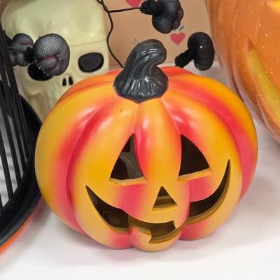 LOT 167: Halloween Collection, Contains Vintage Cling Stickers, Ghosts, Pumpkins & More