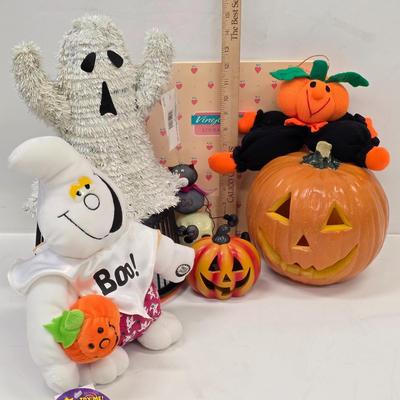 LOT 167: Halloween Collection, Contains Vintage Cling Stickers, Ghosts, Pumpkins & More