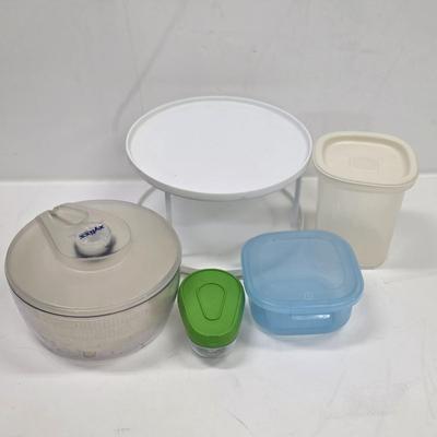 LOT 170: Large Lot of Kitchen Storage Containers, Includes Sterilite & Zip Lock, Pottery Bowl Made in France, Gemco Glass Apple...
