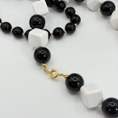 LOT 173: Beaded Necklace Collection