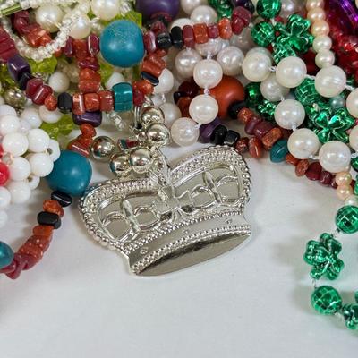 LOT 174: Craft Lot - Plastic Beads & More