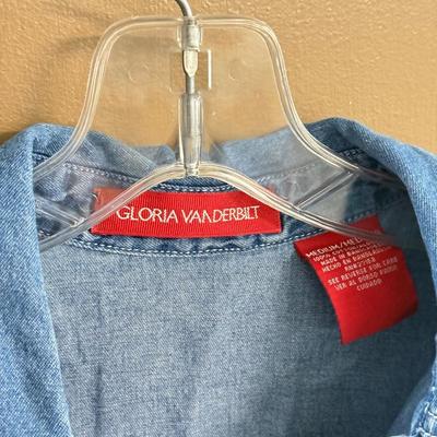 LOT 180: Embroidered Denim Shirts & More