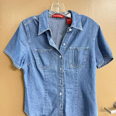 LOT 180: Embroidered Denim Shirts & More