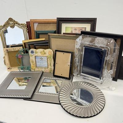 LOT 181: Variety of Photo Frames & Small Mirrors