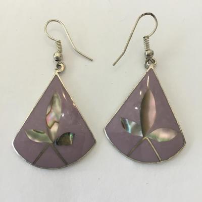 Beautiful vintage alpaca Mexico shell flower earrings