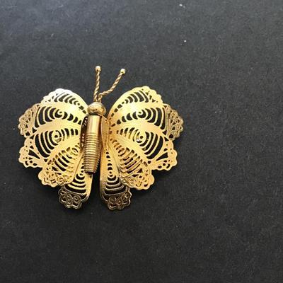 Beautiful, gold tone, butterfly brooch