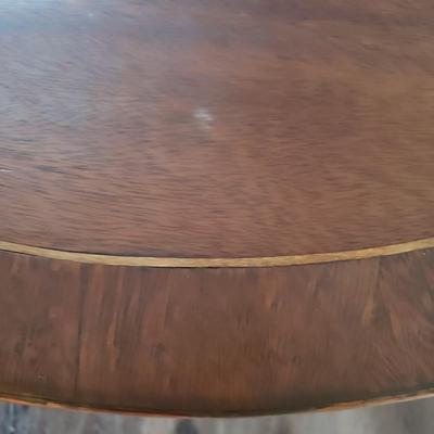 Oval Clawfoot Table