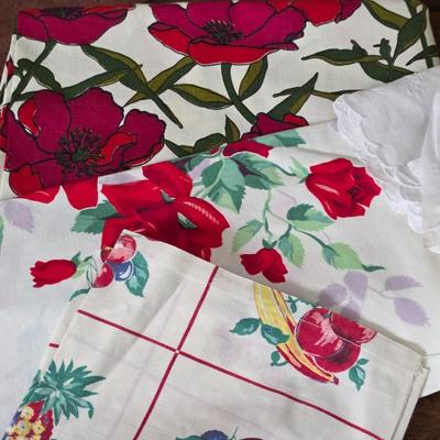 Selection of vintage linens