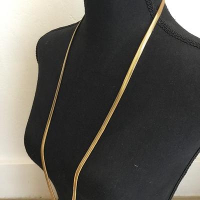 Long vintage, goldtone snake, chain necklace excellent condition very nice