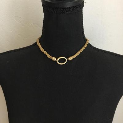 Vintage gold tone fine twisted chain necklace