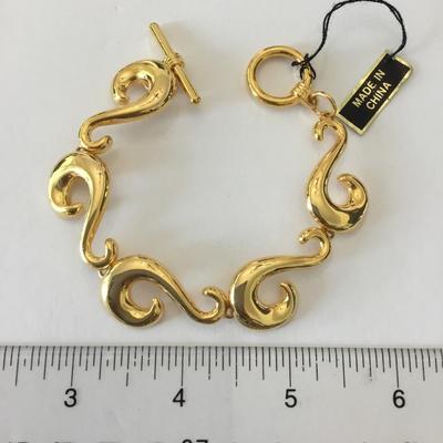 Beautiful vintage, vintage, gold bracelet