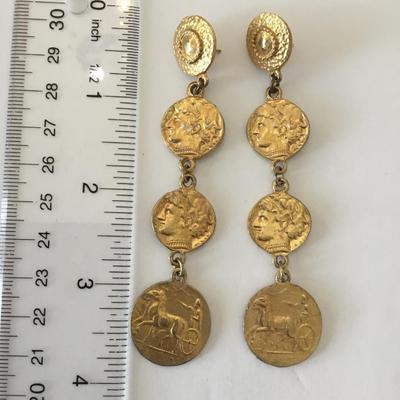 Cool vintage coin,like medallion dangle earrings