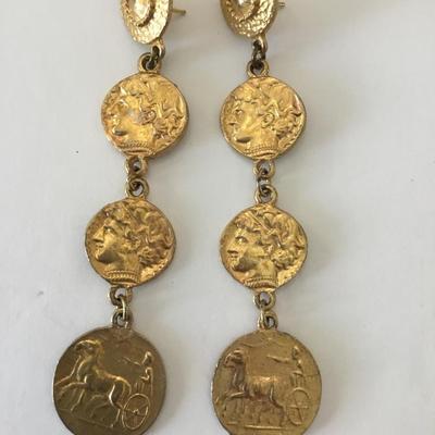 Cool vintage coin,like medallion dangle earrings