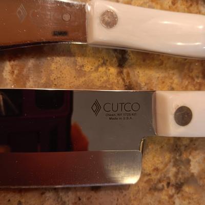 5 PC CUTCO CUTLERY SET WITH HOLDER