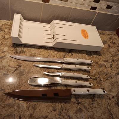 5 PC CUTCO CUTLERY SET WITH HOLDER