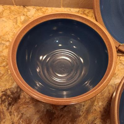 THREE PIECE NORITAKE STONEWARE