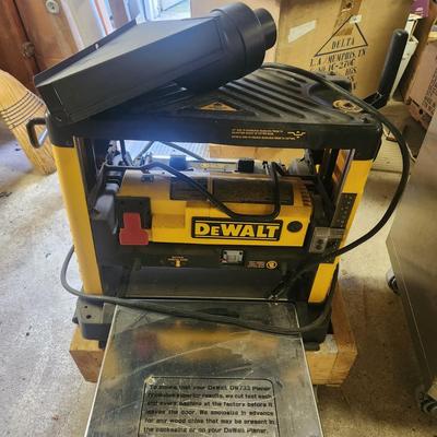 Dewalt DW733 Portable Planer