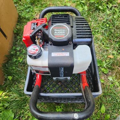 Predator Gas Auger Powerhead 56257 w 2 Augers No Fuel in tank to test