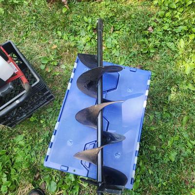Predator Gas Auger Powerhead 56257 w 2 Augers No Fuel in tank to test