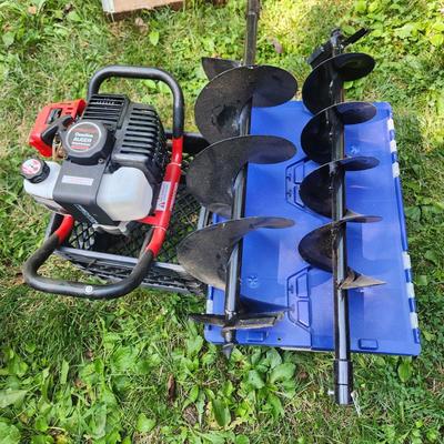 Predator Gas Auger Powerhead 56257 w 2 Augers No Fuel in tank to test