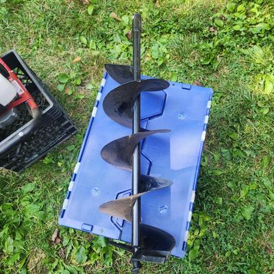 Predator Gas Auger Powerhead 56257 w 2 Augers No Fuel in tank to test