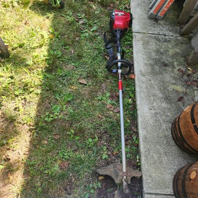 Troy Bilt TB685 EC Weed Wacker Edger untested no compression Cord pulls freely