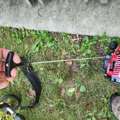 Troy Bilt TB685 EC Weed Wacker Edger untested no compression Cord pulls freely