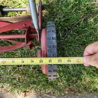 Vintage Red Wizard Push lawn Mower Tested Working