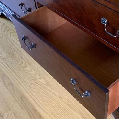 Sale Photo Thumbnail #391