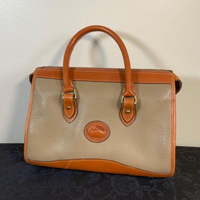 Sale Photo Thumbnail #433