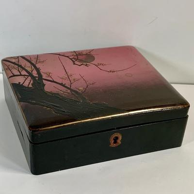 Sale Photo Thumbnail #558