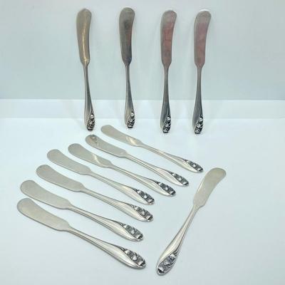 LOT 71: Gorham "Lily of the Valley" Sterling Flatware Set - Tw 1913.66g