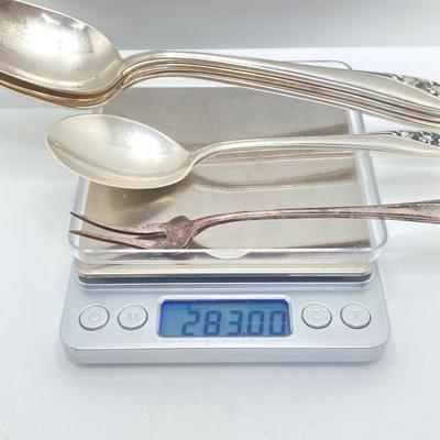 LOT 71: Gorham "Lily of the Valley" Sterling Flatware Set - Tw 1913.66g