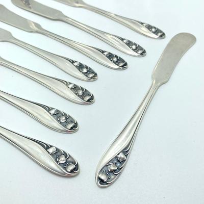 LOT 71: Gorham "Lily of the Valley" Sterling Flatware Set - Tw 1913.66g