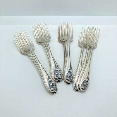 LOT 71: Gorham "Lily of the Valley" Sterling Flatware Set - Tw 1913.66g