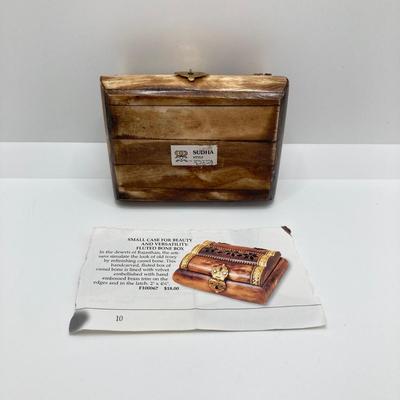 LOT 72: Collection of Vintage Trinket / Pill Boxes - Sudha Style, Hand Painted Nippon and More