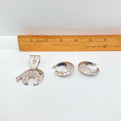 LOT 76: J Y Delgarito Sterling Navajo Lightening Bear Pendant and decorative Pierced Earrings