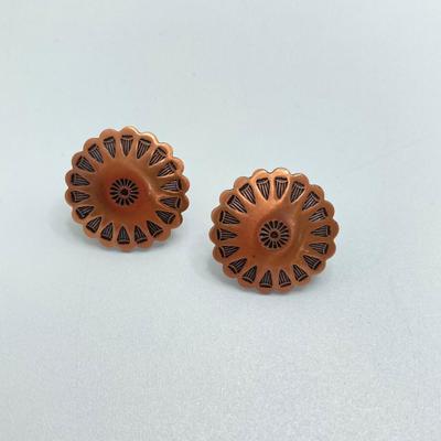 LOT 80: Clemens Handmade Pendant, Tied Knot Mexico Ring Size 9.5 with Screw Back Copper Earrings