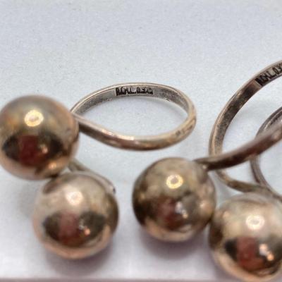 LOT 81: Beautiful Mexican Sterling Amethyst Bracelet with Three Adjustable Sterling Rings