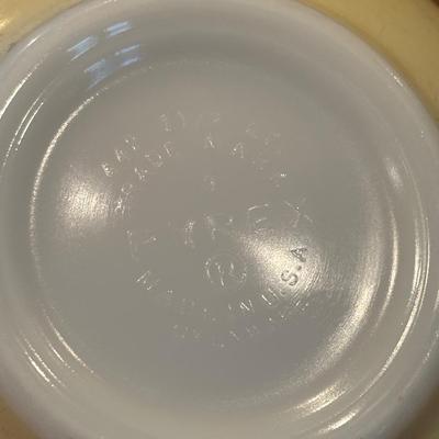 LOT 86: Set of 3 Pyrex Gooseberry Cinderella Bowls