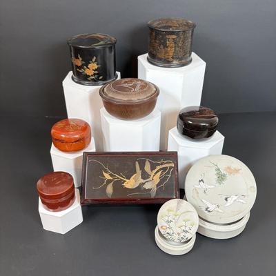 LOT 92: Trinket Box Collection: Lacquer, Wood & Pottery