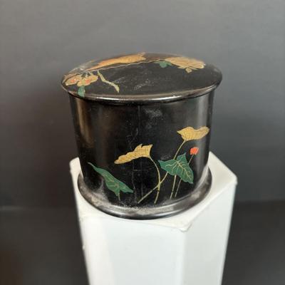 LOT 92: Trinket Box Collection: Lacquer, Wood & Pottery
