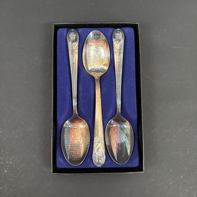 LOT 93: Wm Rogers Presidential Spoon Collection