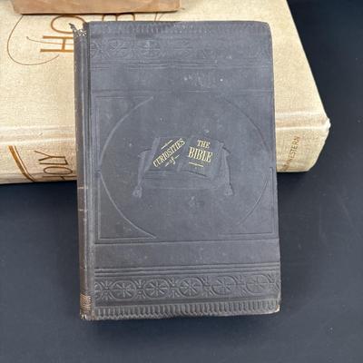 LOT 94: Turbo Marmoratus Shell Carved with The Lord's Prayer, Vintage Curiosities of the Bible Book, Carved Praying Hands Plaque,...