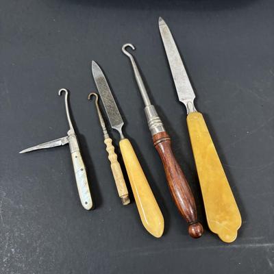 LOT 97: Pyralin Handheld Mirror, Perfume Bottle, Czechoslovakia, Cambridge Cuttery Pen Knife, TR Jewelry Box, Made in USA Compact,...