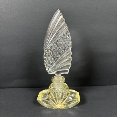 LOT 97: Pyralin Handheld Mirror, Perfume Bottle, Czechoslovakia, Cambridge Cuttery Pen Knife, TR Jewelry Box, Made in USA Compact,...