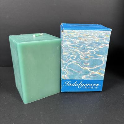 LOT 104: Scentsy, PartyLite and More