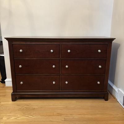 LOT 106: LC Kids Legacy Classic Bureau