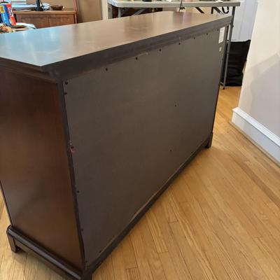 LOT 106: LC Kids Legacy Classic Bureau