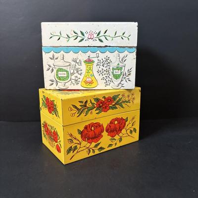 LOT 107: Vintage Milk Bottles: Haines, Jersey Local, McGills, MCM Carafes, Glass Double Boiler, Wooden Rolling Pin, Tin Recipes Boxes...
